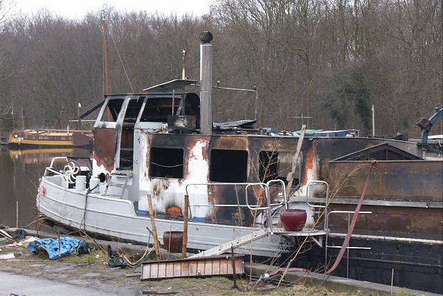 2010/60/20100315 097 Scheepsbrand Nieuwemeerdijk.jpg